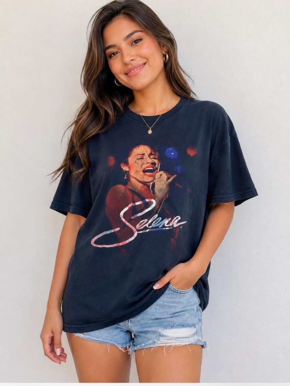 Selena Graphic Black Women's Tee - Classic Band Shirt Size L